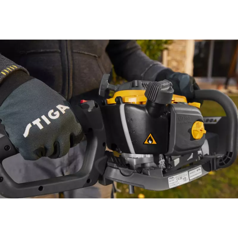 HT525_252421008ST2_amb06_web